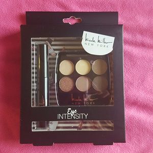 Nicole Miller Eye Intensity Shadow/Mascara Set